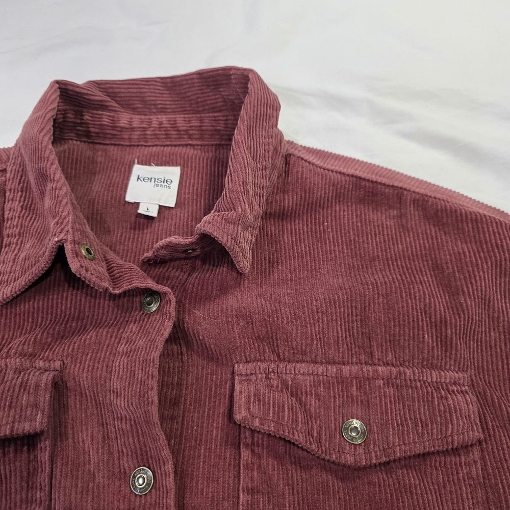 Kensie Wide Whale Corduroy Shacket w/Button Closure, Flap Pockets in Burgandy. L